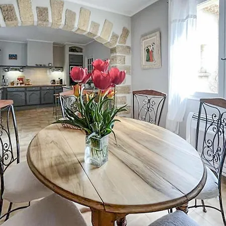 Stunning In * Roquemaure (Gard)